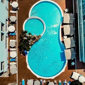 https://capricho-cala-ratjada-mallorca.allmallorcahotels.com